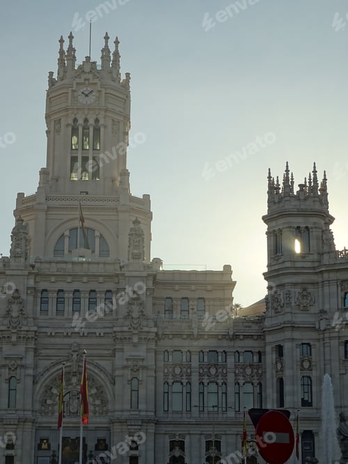 Preview: Madrid, Urban Scene