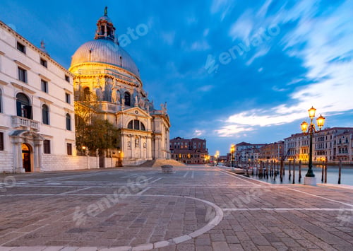 Preview: Scenic View Of The Cathedral Santa Maria Della Salute In Night Illumination.