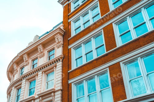 Preview: Detailed View Of Beautiful Brown And White Apartment Houses In London From Exterior Side