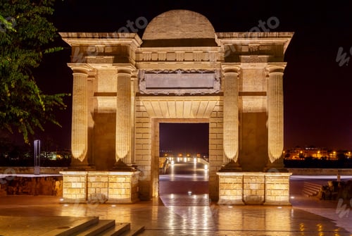Preview: Cordoba. Arch Puerta Del Puente At Night.