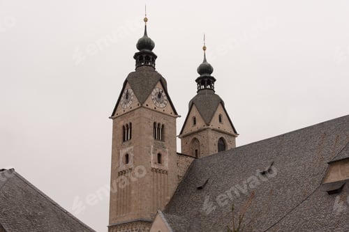 Preview: Alpine Religiosity - Austria, Maria Saal