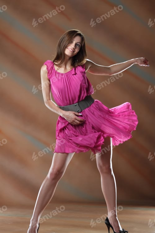 Preview: Active Model With A Beautiful Figure In Full Growth, Fashionable Clothes, Photoshoot