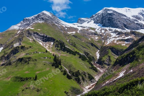 Vista previa: Summer Alps Mountain View (Warth, Vorarlberg, Austria).