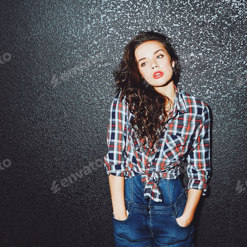 Preview: Beautiful Thinking Girl - Indoor Studio Portrait