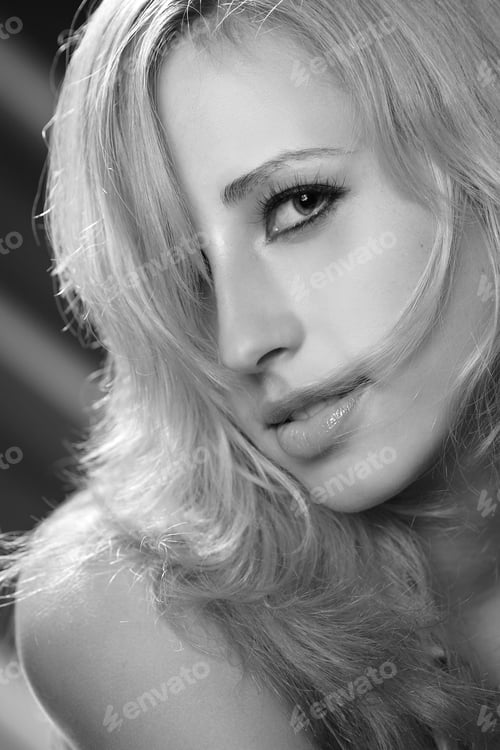 Preview: Black And White Portrait Of A Young Sexy Blonde