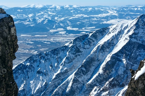 Preview: Winter Rocky Mountain Landscape (Tatranska Lomnitsa, High Tatras, Slovakia).