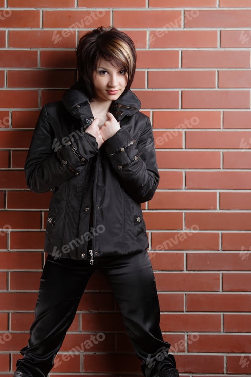Preview: Active, Beautiful Girl In The Studio Shooting