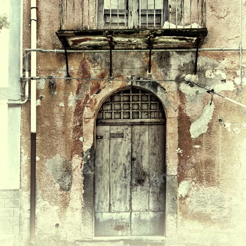 Preview: Unsightly Facade Of The Old House In Sicilian City Of Piazza Armerina, Retro Image Filtered Style