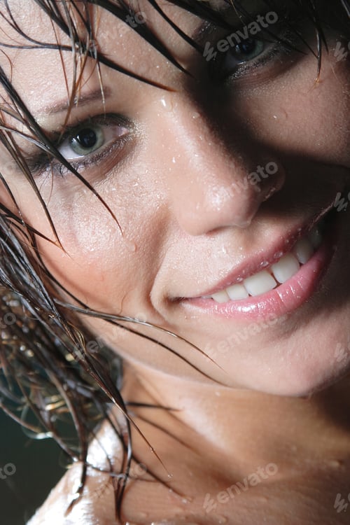 Preview: Portrait Of A Young Girl In The Rain