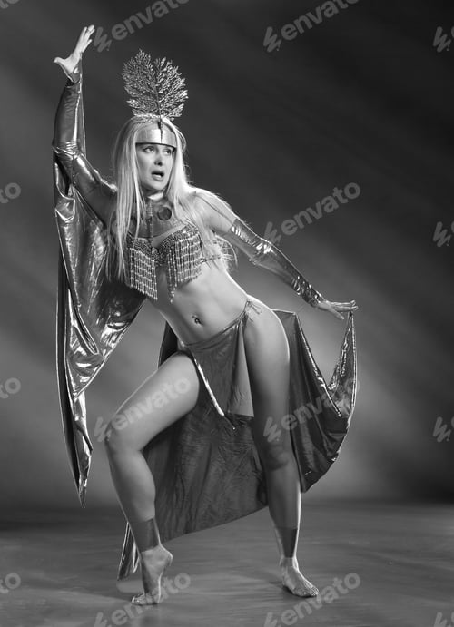 Preview: Sexy Girl In Erotic Dance Costumes