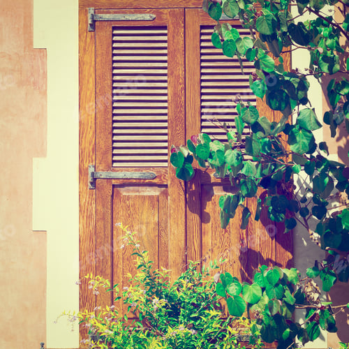 Preview: Facade Of Old Building After Reconstruction In Tel Aviv, Instagram Effect