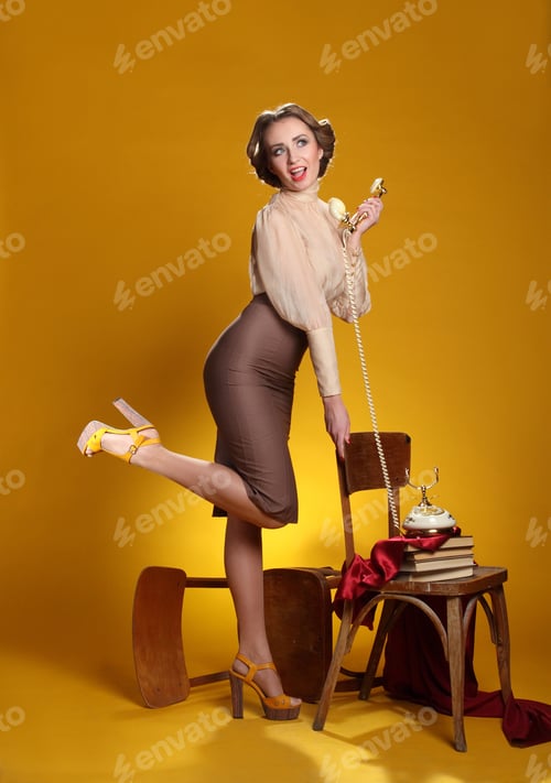 Preview: Beautiful Girl With Phone, Pin-Up Gir,L Vivid Emotions, Hairstyle And Makeup Style Pin-Pack, A Good