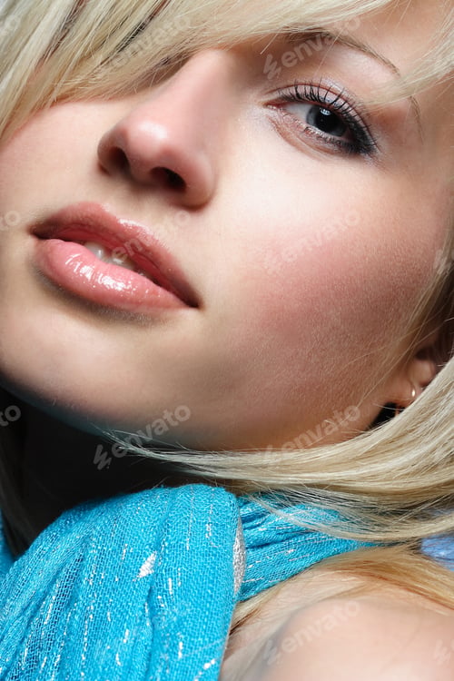 Preview: Portrait Of Beautiful Girl With Blond Hair Luxuriant