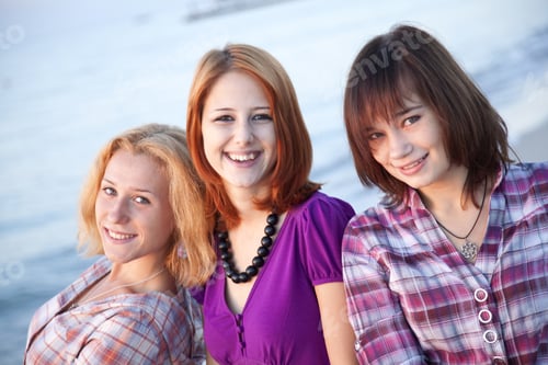 Preview: Portrait Of Three Beautiful Girls On The Beach.