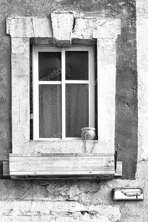 Preview: Israel Old Window Decorated With Ceramic Flower Pot In Jaffa