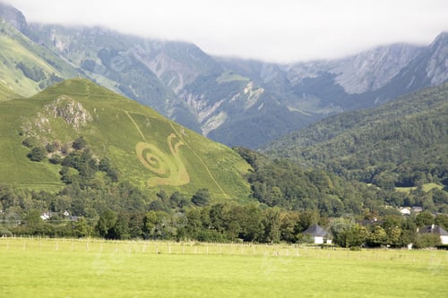 Preview: Landscape Aquitaine Pyrenees France