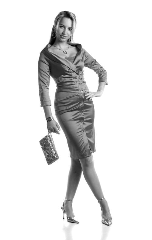 Preview: Elegant Woman Posing with Stylish Dress and Purse