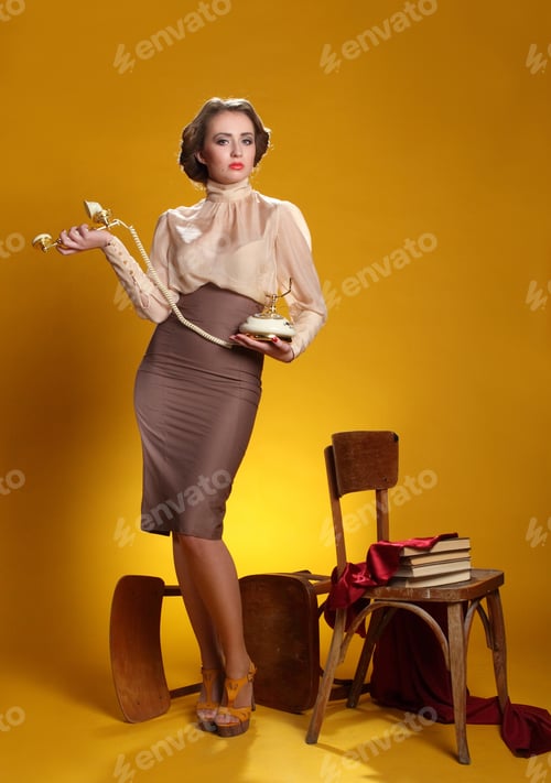 Preview: Beautiful Girl With Phone, Pin-Up Girll , Vivid Emotions, Hairstyle And Makeup Style Pin-Pack, A