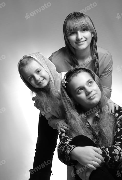 Preview: Three Children In A Studio Portrait Shooting