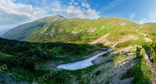 Preview: Massif Of Pip Ivan With The Ruins Of The Observatory On Top. And Remnants Of Melting Snow In