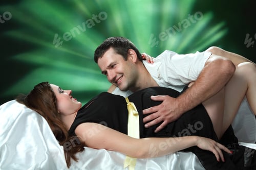 Preview: Beautiful Pregnant Woman And Man In The Studio