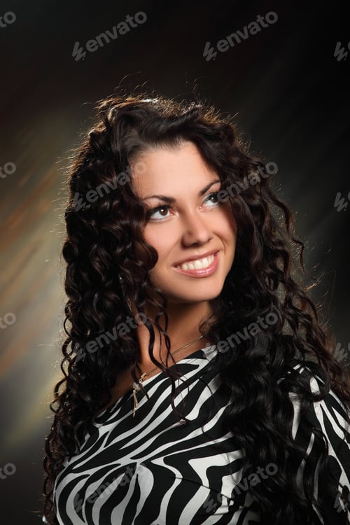Preview: Beautiful Young Girl In The Studio