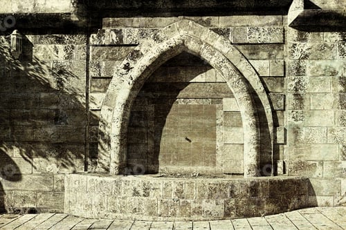 Preview: Aged Drinking Fountain In Old Acre In Israel. Arab Architecture Of The Old City Of Akko. Vintage
