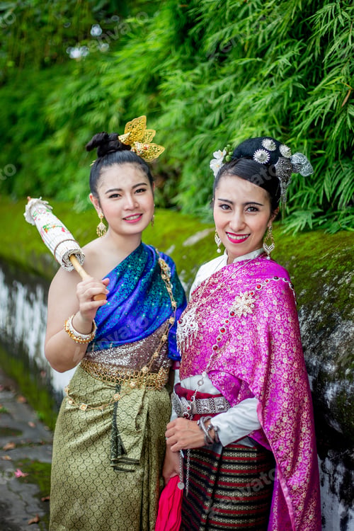 Preview: Pretty Thai Women In The Northern Thailand Traditional Dress With Colourful Robe And Nice Hair Pin