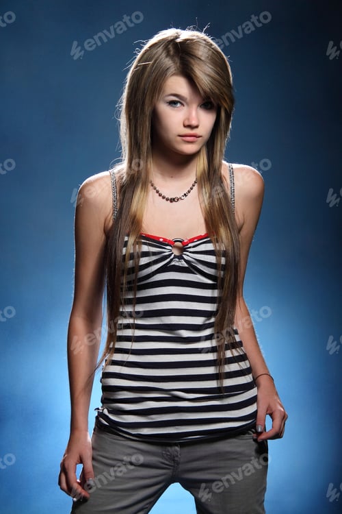 Preview: Active, Beautiful Girl In The Studio Shooting