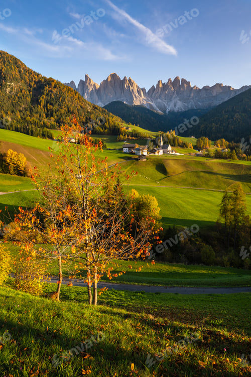 Preview: Autumn Evening Santa Magdalena Famous Italy Dolomites Village View In Front Of The Geisler Or Odle