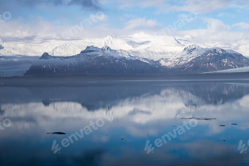 Vorschau: Jokulsarlon-Lagune im Vatnajokull-Park Skaftafellsjökull-Gletscher im Winter in Island