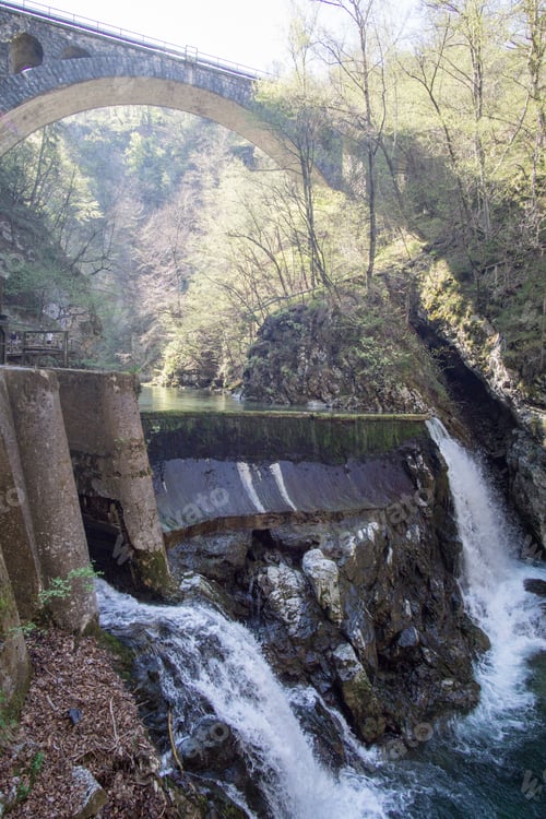 Preview: Vintgar Gorge And Green River Triglav- Slovenia