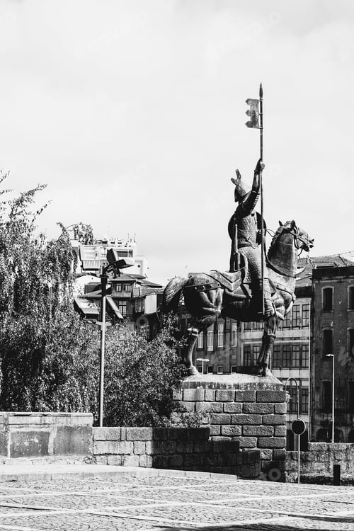 Preview: Equestrian Statue Of Vimara Peres In Porto On The Background Of Traditional Portuguese Facades