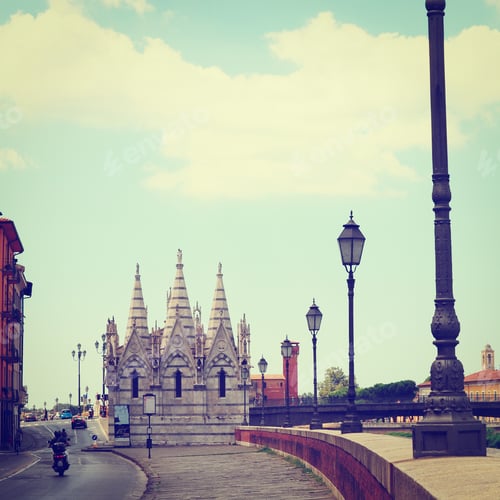 Preview: Embankment Of The River Arno In Italian City Of Pisa, Instagram Effect