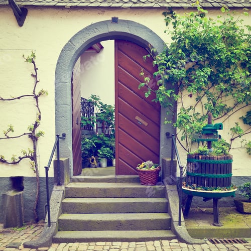 Preview: Old Screw Press For Pressing Grapes In Courtyard, Germany, Instagram Effect