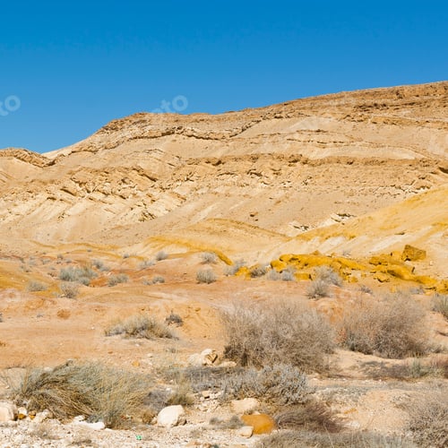 Vista previa: Rocky Hills Of The Negev Desert In Israel. Breathtaking Landscape Of The Desert Rock Formations In