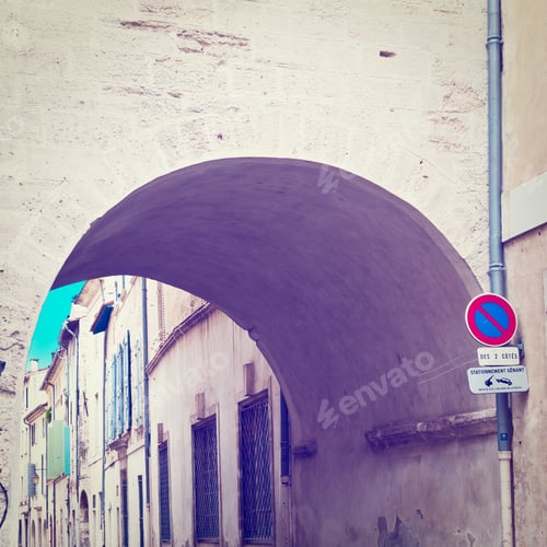 Preview: Narrow Alley Of French City Beaucaire, Instagram Effect