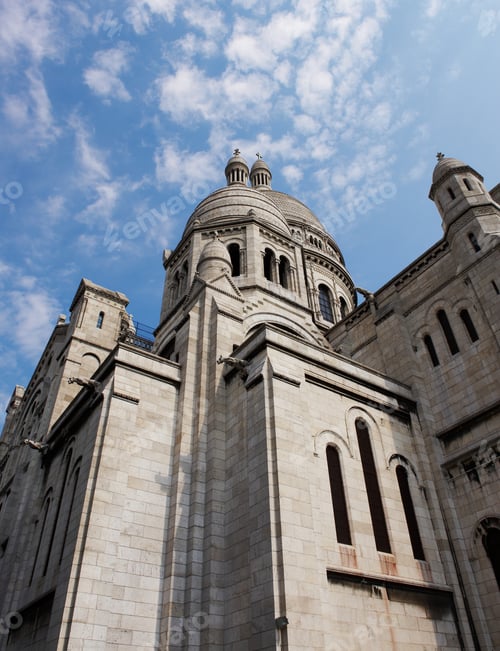 Preview: Church Of The Sacre Coeur In Montmartre, Paris, France