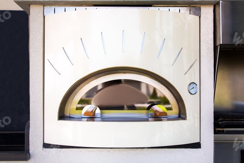 Preview: Oven For Making Pizza Light Beige In Retro Style With A Temperature Sensor With An Arrow.