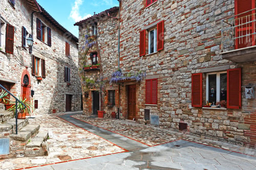 Preview: Alley With Old Buildings In The Medieval City, Italy