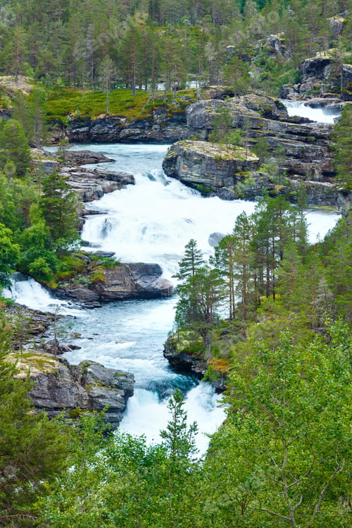 Preview: Summer Mountain River View (Near Stordal, Norge).