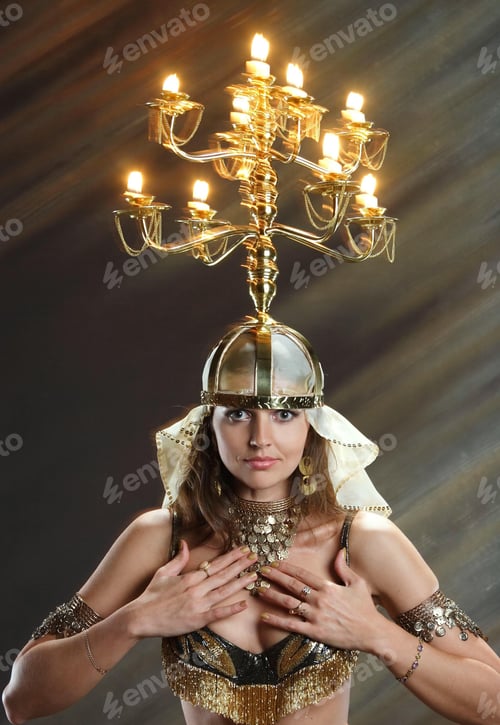 Preview: Arabic Dance With Candles On Her Head