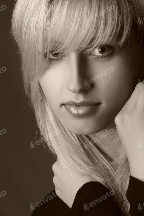 Preview: Portrait Of Beautiful Girl With Blond Hair Luxuriant