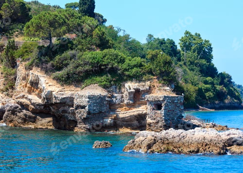 Preview: Beautiful Rocky Sea Coast Just Near Palmaria Island In Portovenere, In The Gulf Of Poets (La