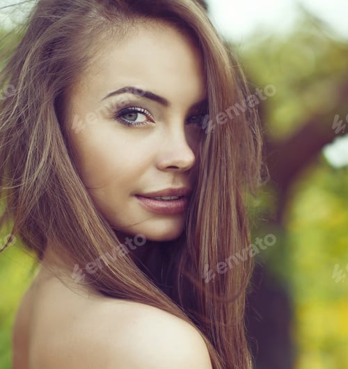 Preview: Beautiful Girl With A Sexy Look