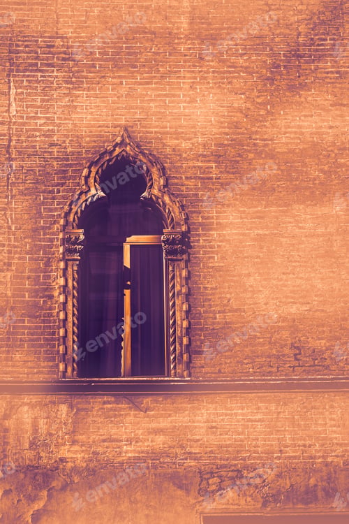 Preview: Italian Windows Are New And Old Horizons Of Beauty, Functionality And Performance At Dawn In A