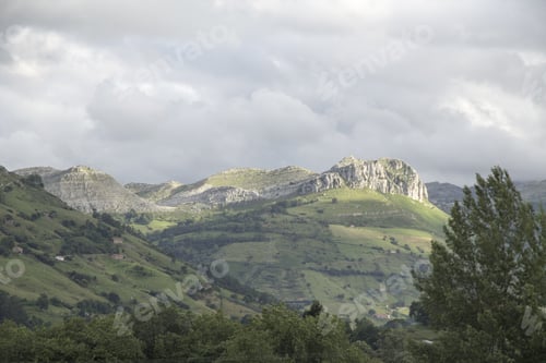 Preview: Valles Pasiegos Cantabria Landscape Wiht Green Field Spain