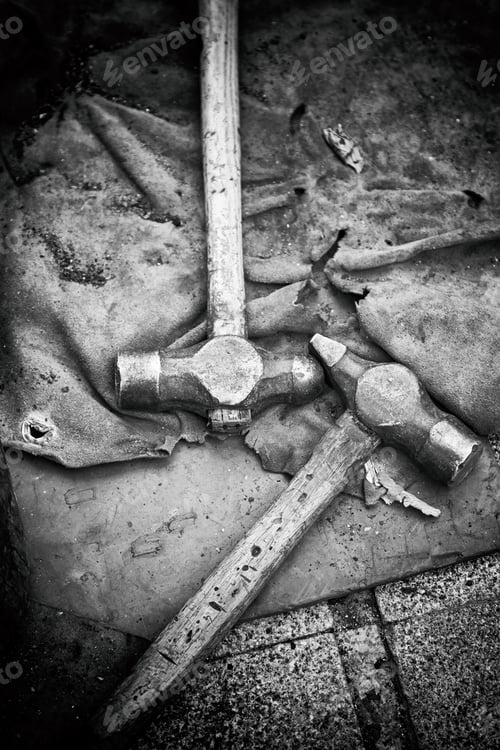 Preview: Old Hammers, Old Tools Of A Forge