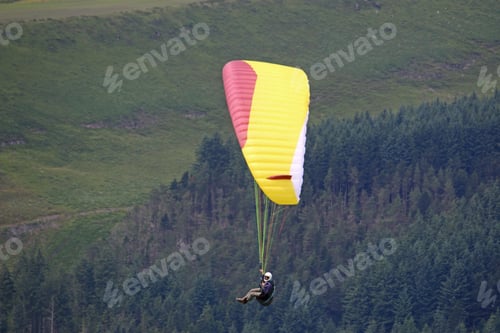 Preview: Paraglider In The Brecon Beacons