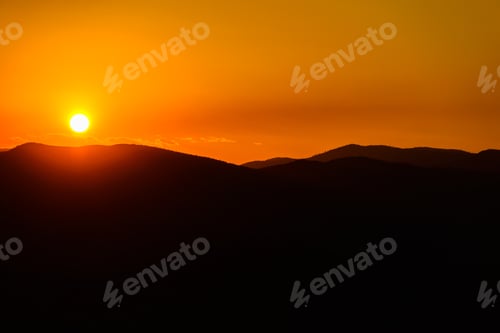 Preview: Mirage Sunset
